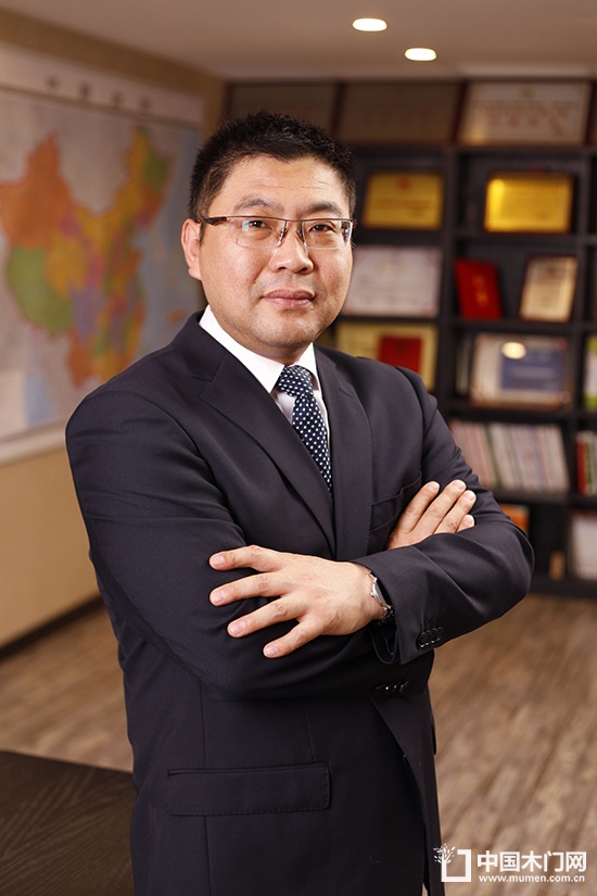 华泽三峰木门