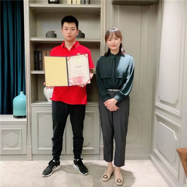 尚佰木门