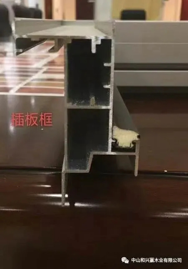 和兴赢木业全新铝木门实拍图