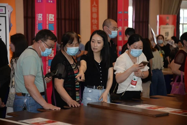 明星助阵，人气爆棚|久盛全球橡木盛典与炎炎夏日“飙高温”