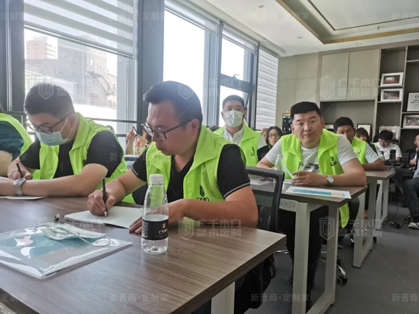 广千木门整木定制商学院2105班金牌店长特训营圆满结束