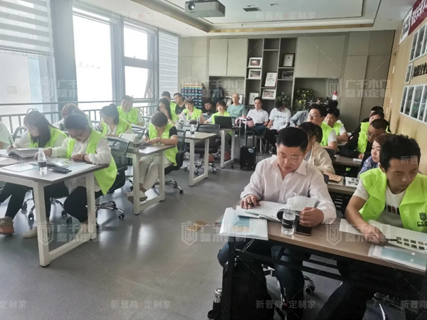 广千木门整木定制商学院2105班金牌店长特训营圆满结束