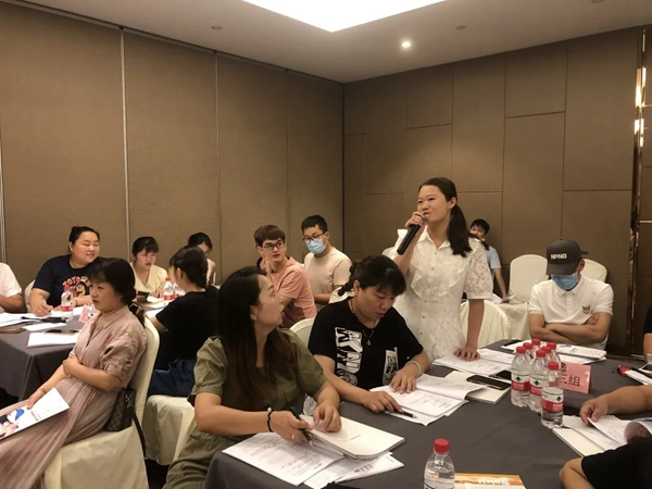 金骑士T型木门第三期启航培训班圆满结束