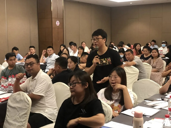 金骑士T型木门第三期启航培训班圆满结束