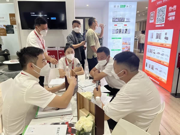 “品牌+产品”双核驱动，江山欧派x上海建博会圆满收官